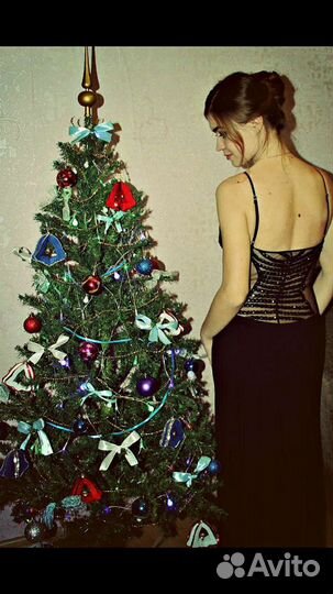 Вечернее платье