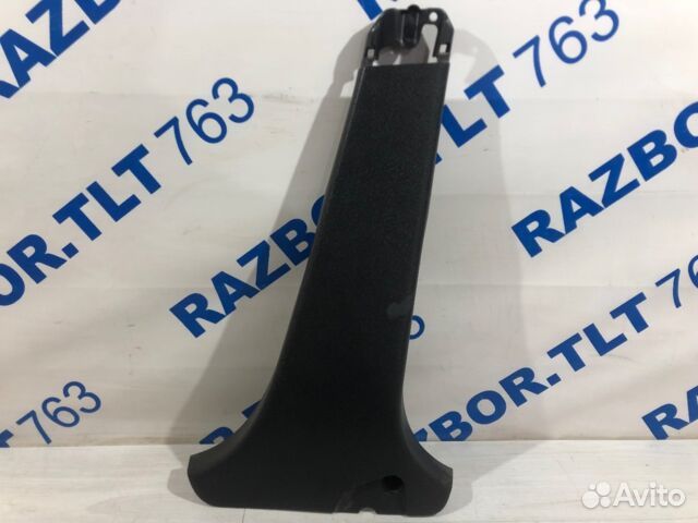 Обшивка центральной стойки низ прав renault logan