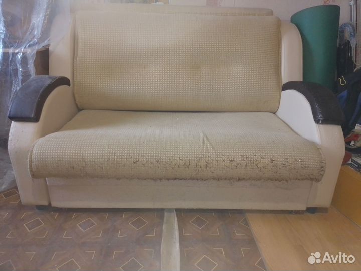 Диван чебурашка бу