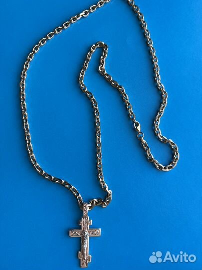 Крест и цепочка