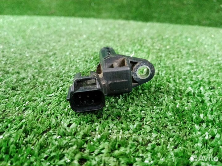 Датчик скорости кпп Subaru Legacy Outback BR9
