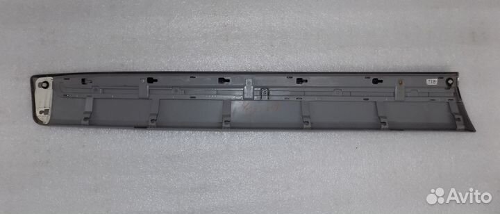 Молдинг двери Land Cruiser 200 перед правый черный