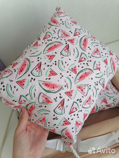 Детская качель подвесная