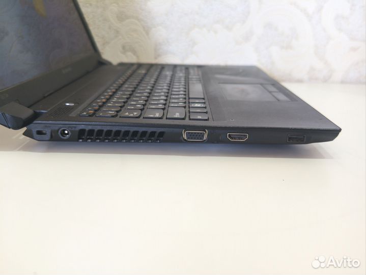 Ноутбук Lenovo B570E(i5/8gb/ssd/2 видеокарты)