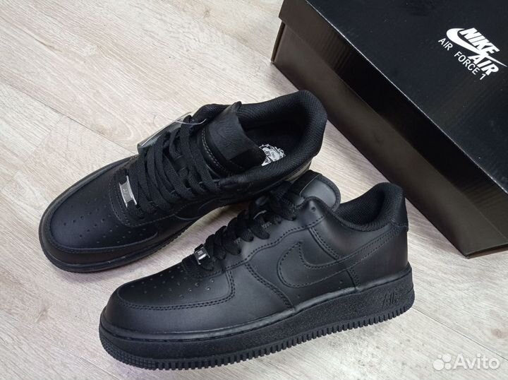 Nike Air Force 1