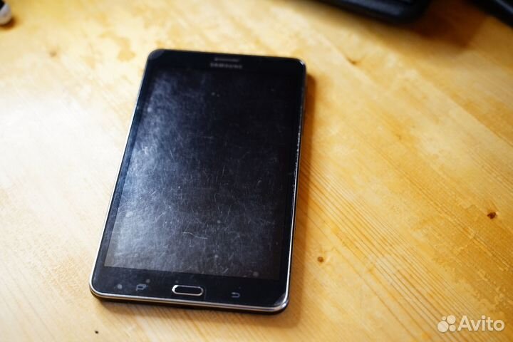 Планшет Samsung Galaxy Tab 4 + Чехол В Подарок