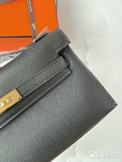 Сумка hermes kelly pochette в коже Epsom черная