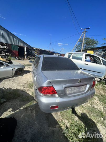 В разборке митсубиси ланцер 9