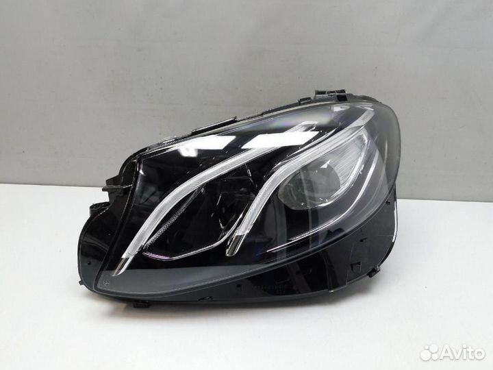 Фара левая Mercedes-Benz E-Class
