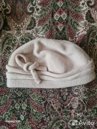 Берет женский зимний