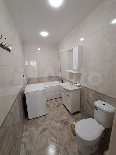 2-к. квартира, 75 м², 3/12 эт.