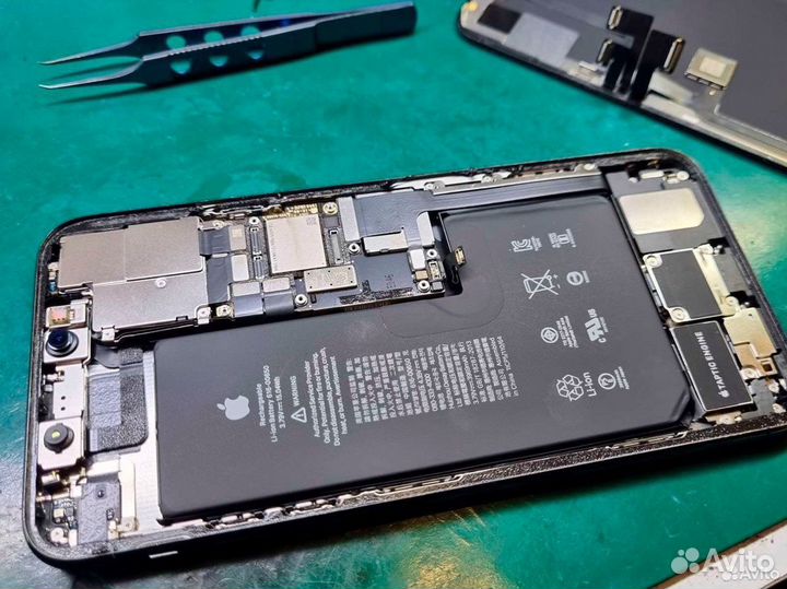 Ремонт iPhone, iPad, MacBook круглосуточно