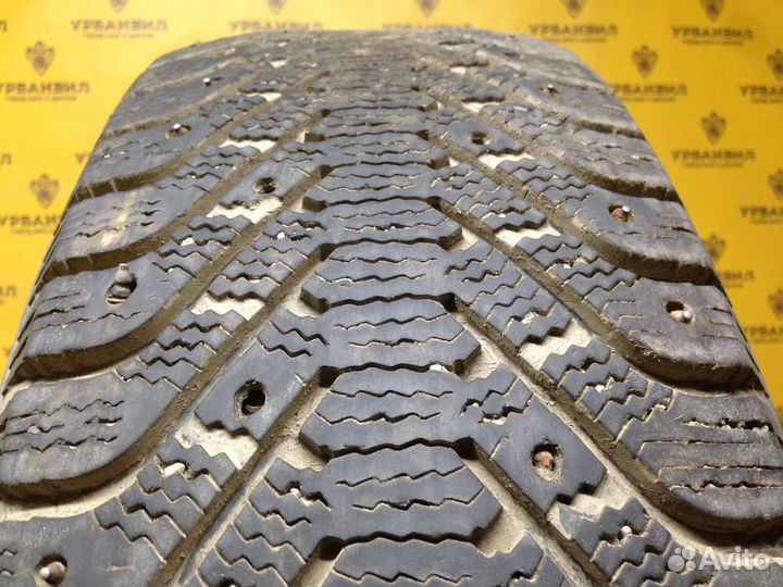 Goodyear UltraGrip 500 225/65 R17