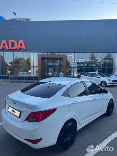 Hyundai Solaris 1.6 AT, 2015, 67 000 км