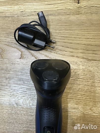 Электрическая бритва Fhilips