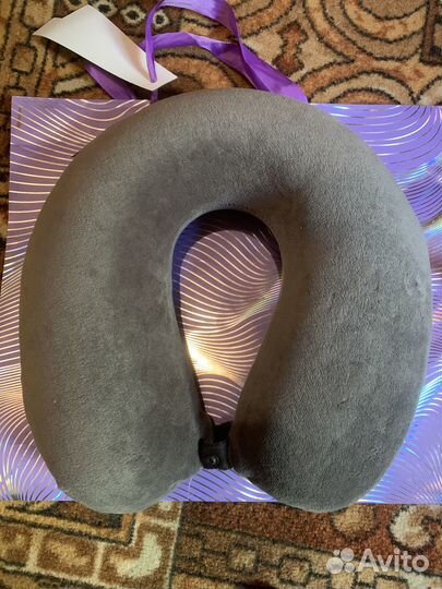 Подушка под шею дорожная