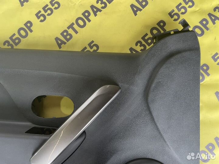 Обшивка двери передней левой Renault Logan 2