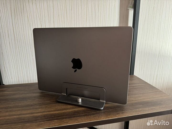 Apple MacBook Pro 14 m1 16gb