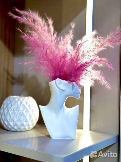 Ваза ручной работы из гипса