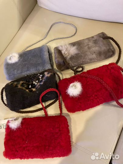 Муфты женские натур