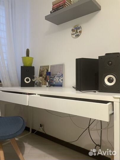 Письменный стол IKEA
