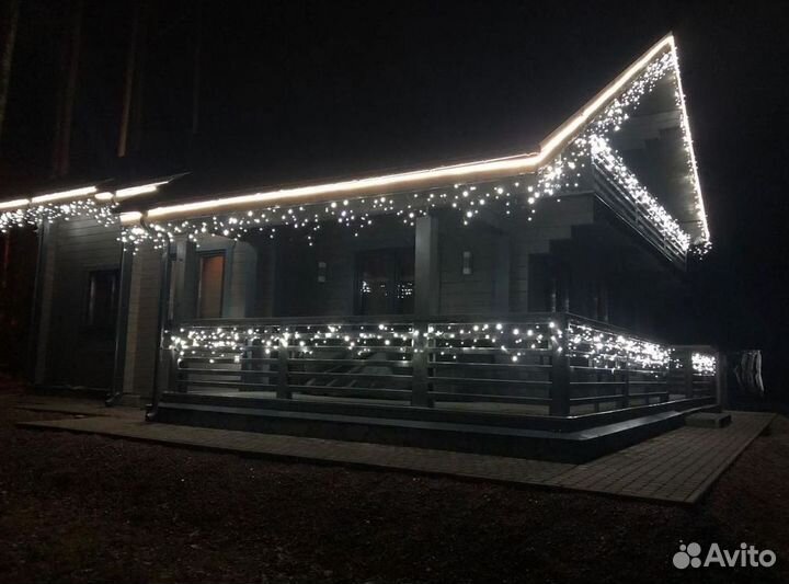 Украшение домов гирляндами, подсветка дома лентой