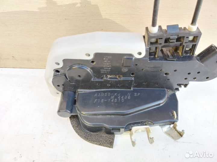 Замок двери задний правый Nissan Almera G15 K4M