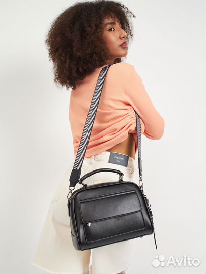 Женская сумка через плечоСумка через плечо из экок