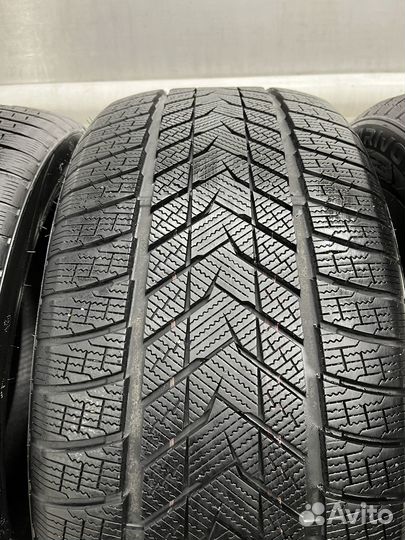 Arivo Winmaster ProX ARW5 275/40 R21 и 315/35 R21