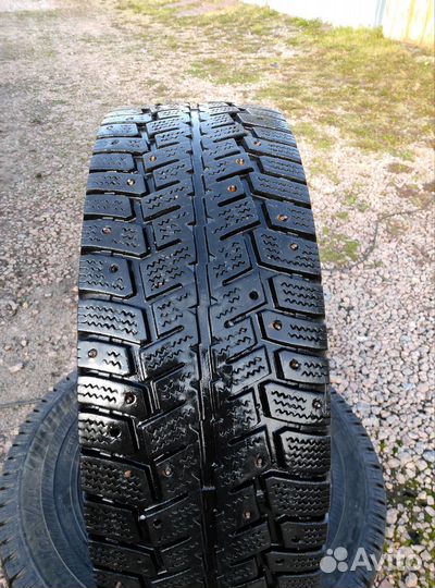 Matador MPS 500 Sibir Ice Van 225/70 R15C 112R