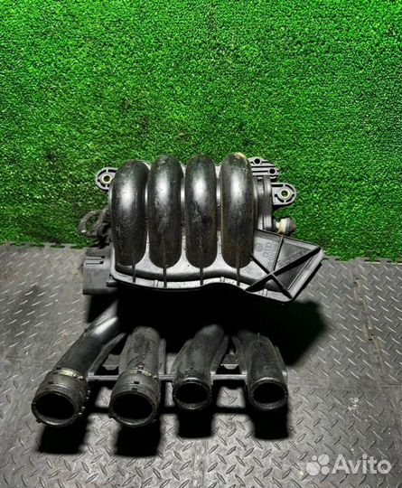 Коллектор впускной Volkswagen Passat 1.9 1999