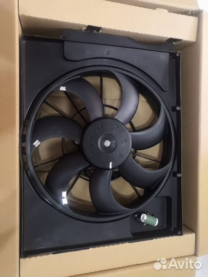 Вентилятор радиатора Rio 4 Solaris 2
