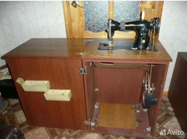 Швейная машина Подольск