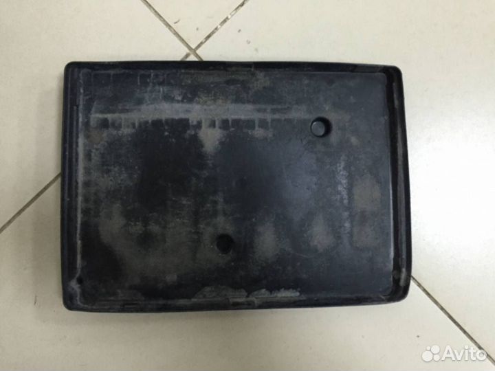 Крепление АКБ корпус / подставка Toyota Corolla E1