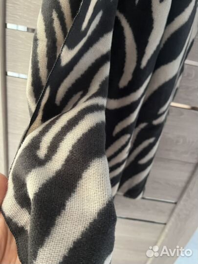 Женский теплый шарф