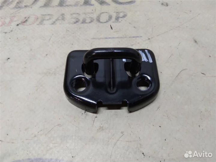 Кронштейн (сопут. товар) VW Golf VI 2009-2012