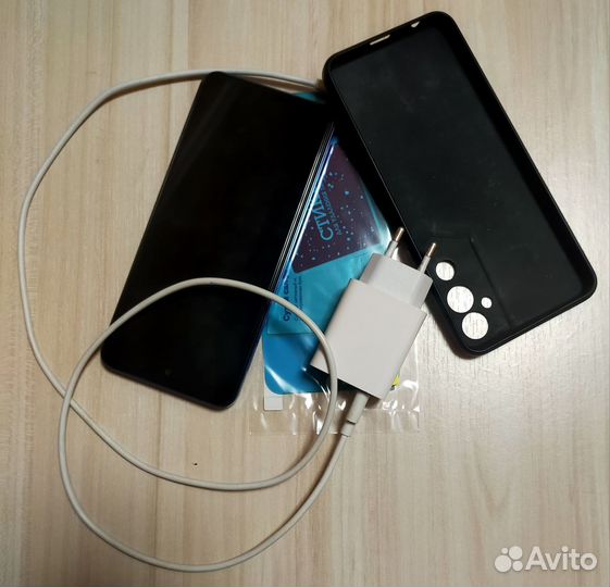 TECNO Pova Neo 2, 4/64 ГБ