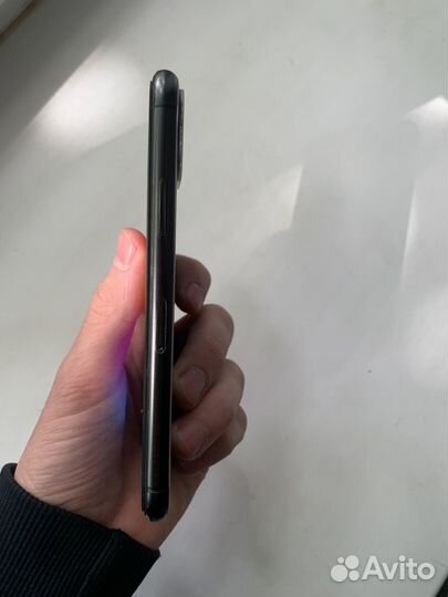 iPhone 11 Pro, 64 ГБ
