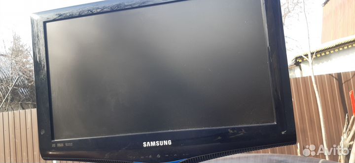 Телевизор ЖК на запчасти