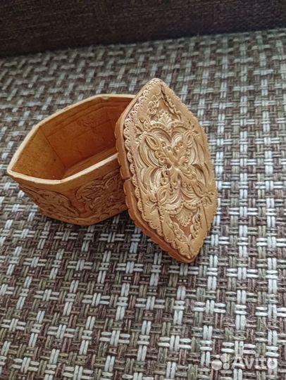 Шкатулка из бересты