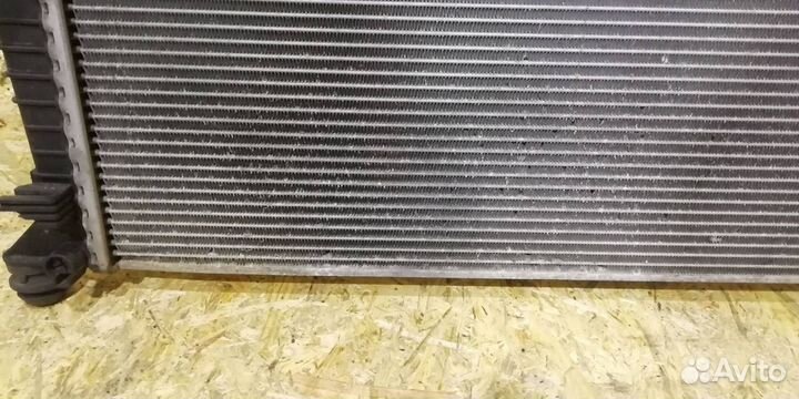 Радиатор основной Ford C-Max 2004 3M5H8005RK