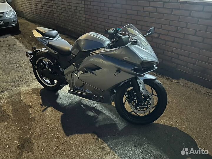 Электромотоцикл с большим запасом хода Новый