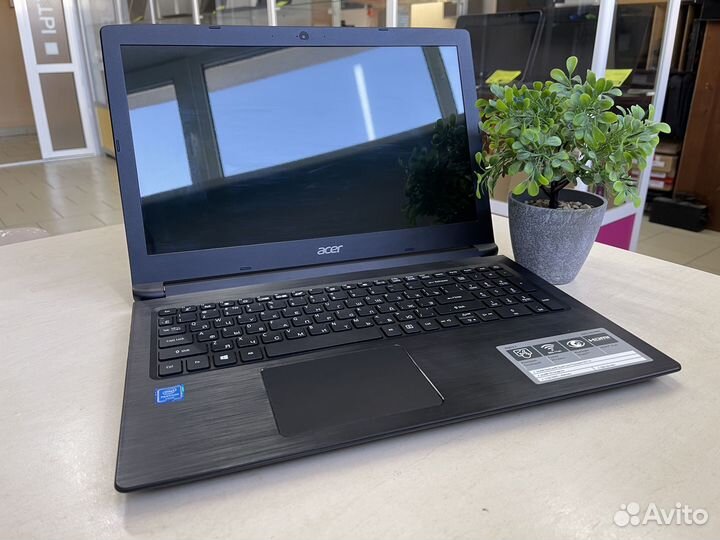 Ноутбук Acer/Intel/4GB/SSD