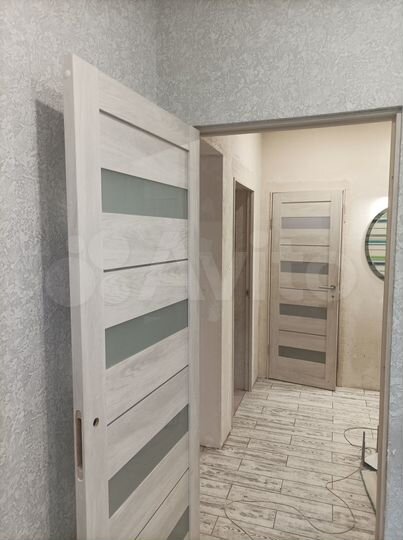 2-к. квартира, 56 м², 2/4 эт.