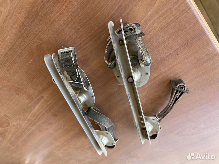 Коньки детские