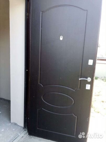 Дверь входная металлическая