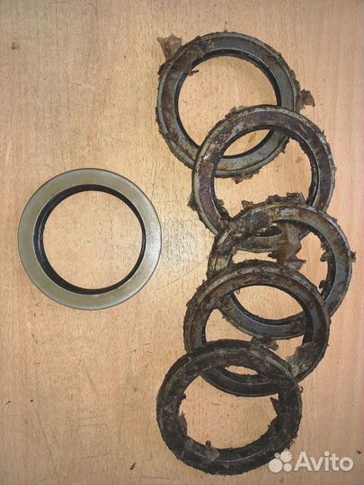 Сальник ступицы ЗИЛ-157