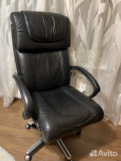 Компьютерное кресло