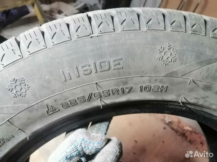 Ovation W-586 225/65 R17 102H