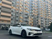 Kia Optima 2.0 AT, 2019, 146 000 км, с пробегом, цена 1 550 000 руб.